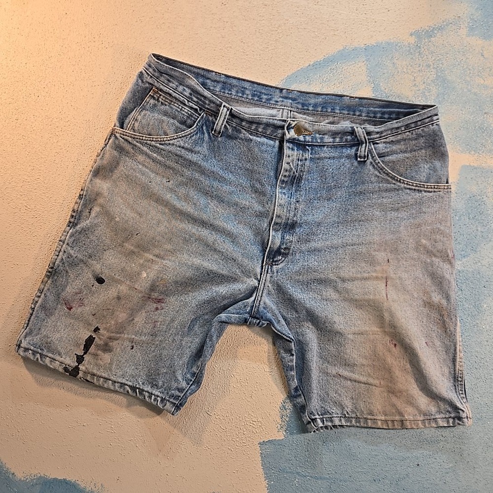 VTG Lee Legendary Gold Mens Denim Shorts Jorts 36 Painter Distressed Faded Baggy